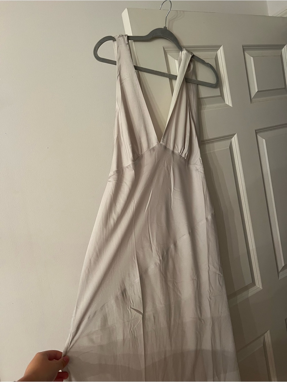 MESHKI Nadia Maxi Satin Dress - Picture 6 of 10